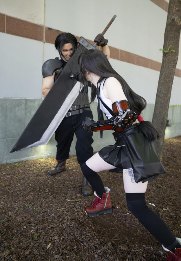 FanimeCon 2025 (Saturday) 📸 grave_knot &amp; yithakra Angeal: yithakra