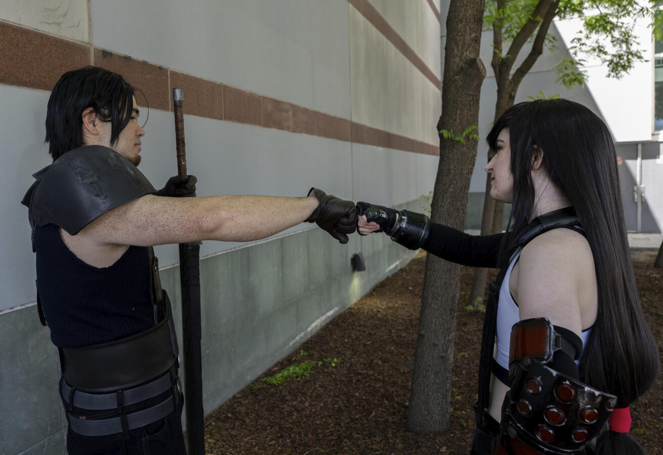 FanimeCon 2025 (Saturday) 📸 grave_knot &amp; yithakra Angeal: yithakra